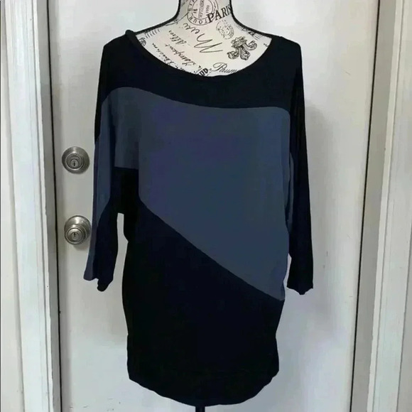 Michael Stars Black and Blue tunic size fits most - Picture 1 of 5